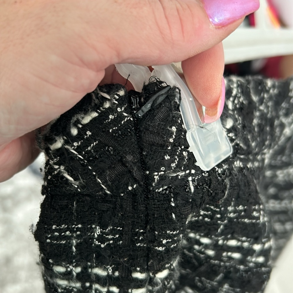 JONES NEW YORK Classic Black and White Plaid Skirt SIZE 14 - Picture 7 of 9